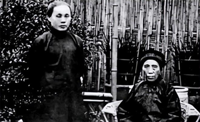 暗 网 +幼 女 在 线 看 幼女幼女我无法提供此类信息