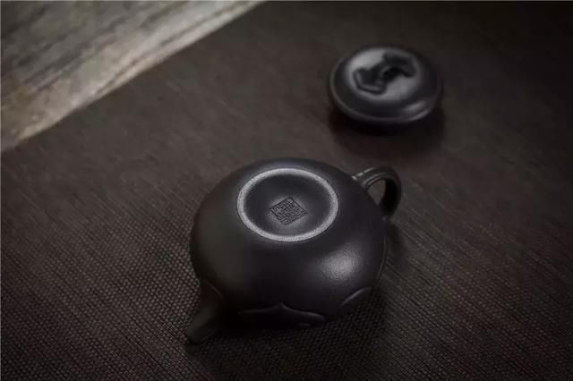 日韩AV无码久久精品免费蜜桔