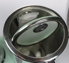 动漫学校医务室体检 懵懂无知型：主角本人