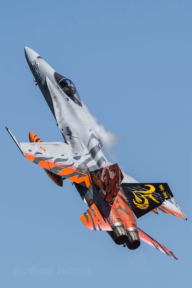 反差吃瓜足控 足控社群活跃度有保障