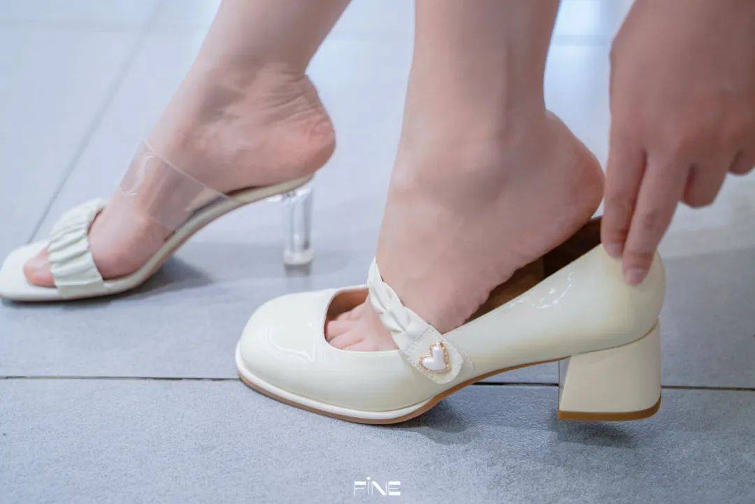 啄木鸟所有电影 剧情化的啄木成人内容闻名