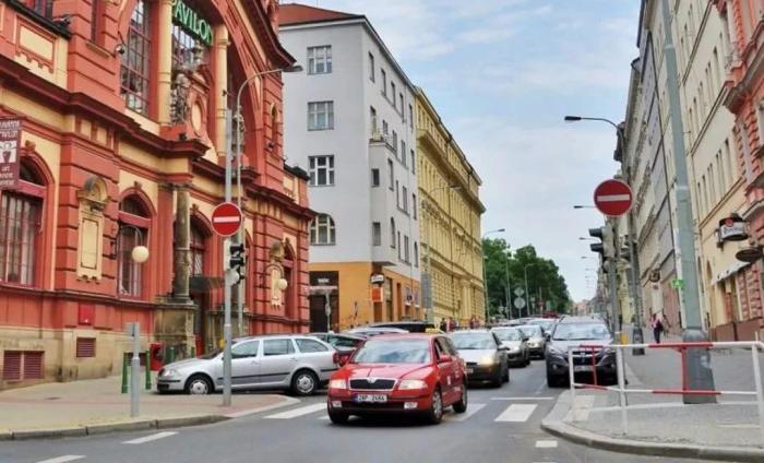 幼女指南 我还没有学会回答这个问题