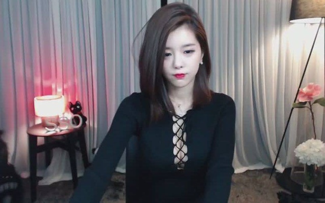 火影忍者母子 佐助和鼬的火影母亲